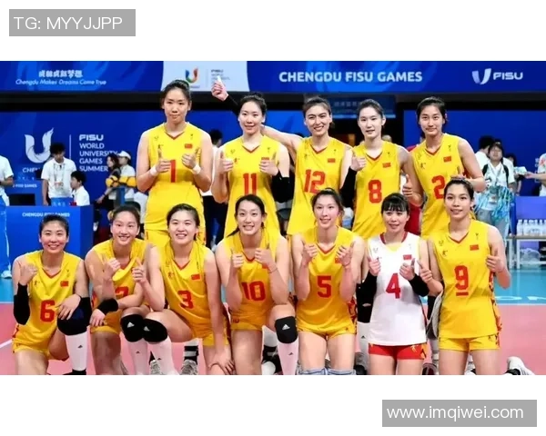 南京排球队展现灵活战术与团队配合的精彩表现分析